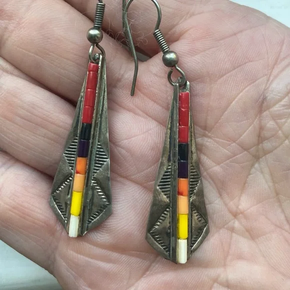 Native American earrings, signed AJ and stamped sterling - Picture 7 of 8